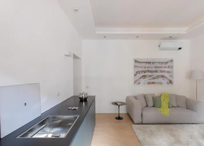 Appartement Iflat Vatican 2 Bedroom Design Rome