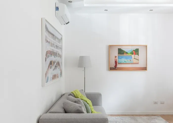Iflat Vatican 2 Bedroom Design Rome